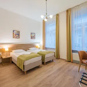 Baross - Otel Budapeşte